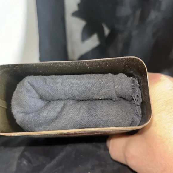 Vintage Mobil Lustre Cloth S/V Design A-381 Socony-Vacuum Oil Company Inc. tin - Picture 10 of 10